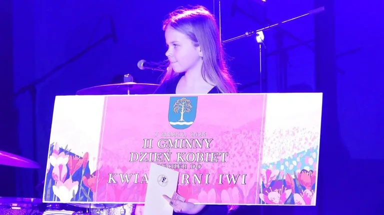 Gminny Dzień Kobiet w Małkini Górnej (zdjęcia, wideo)