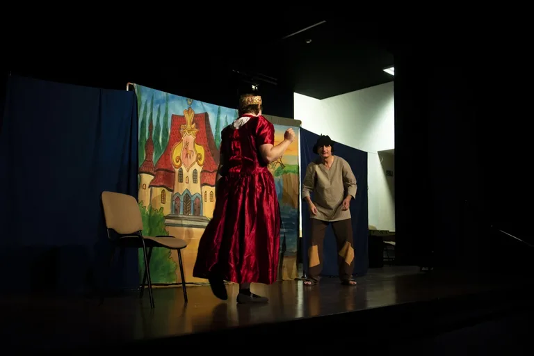 Spektakl dla dzieci w Kinie Ostrovia (zdjęcia, wideo)