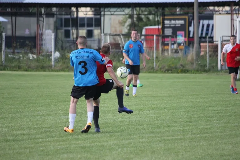 GKS Andrzejewo uległ Rzekuniance (zdjęcia, wideo)