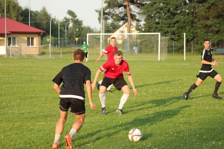 Ostrovia uległa w Troszynie (zdjęcia, wideo)