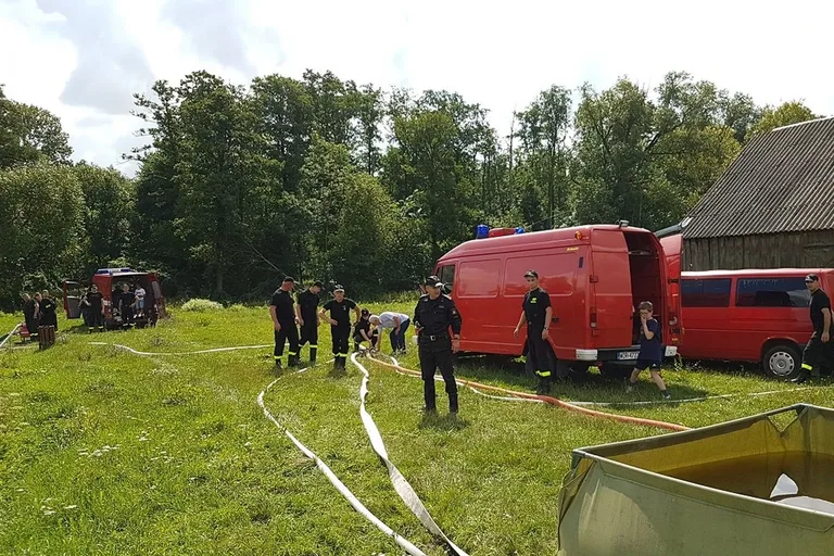 Manewry strażackie w gminie Andrzejewo (zdjęcia)