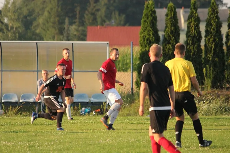 Ostrovia uległa w Troszynie (zdjęcia, wideo)