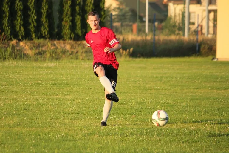 Ostrovia uległa w Troszynie (zdjęcia, wideo)