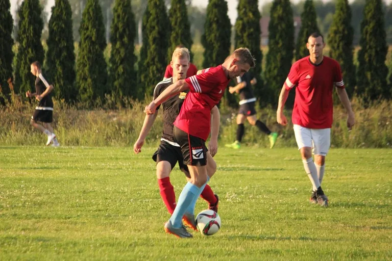 Ostrovia uległa w Troszynie (zdjęcia, wideo)