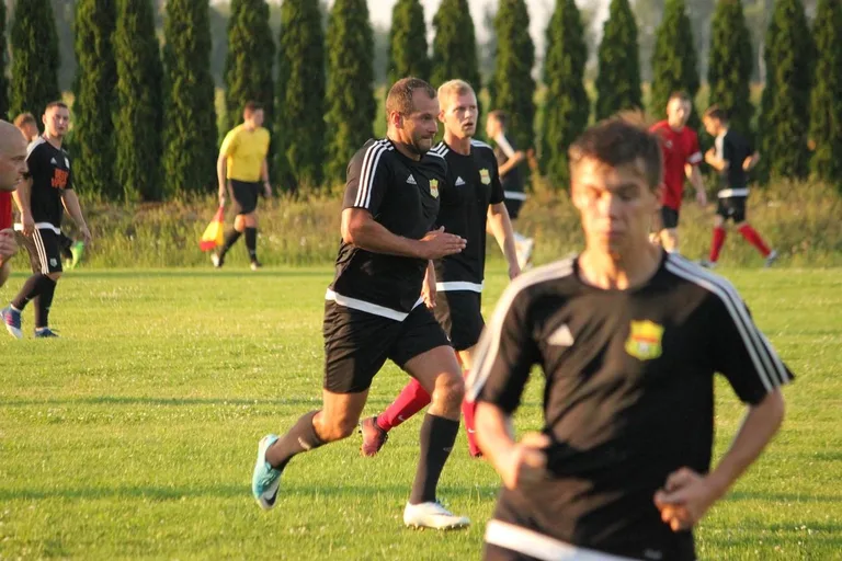 Ostrovia uległa w Troszynie (zdjęcia, wideo)