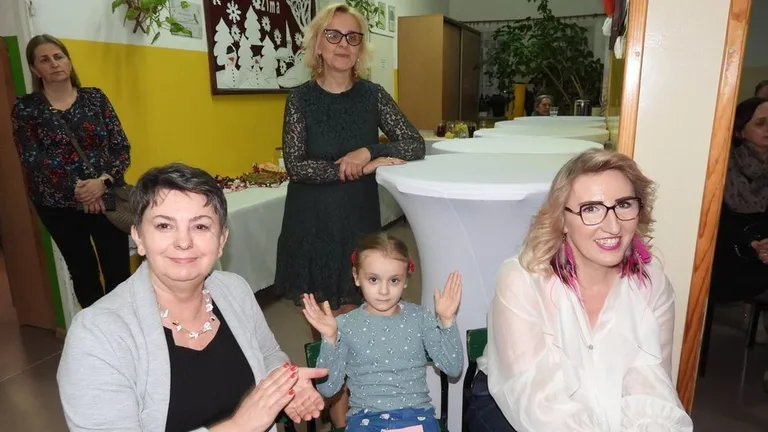 Wspólne świętowanie Dnia Kobiet i Dnia Mężczyzn w miejscowości Tymianki-Bucie (zdjęcia, wideo)