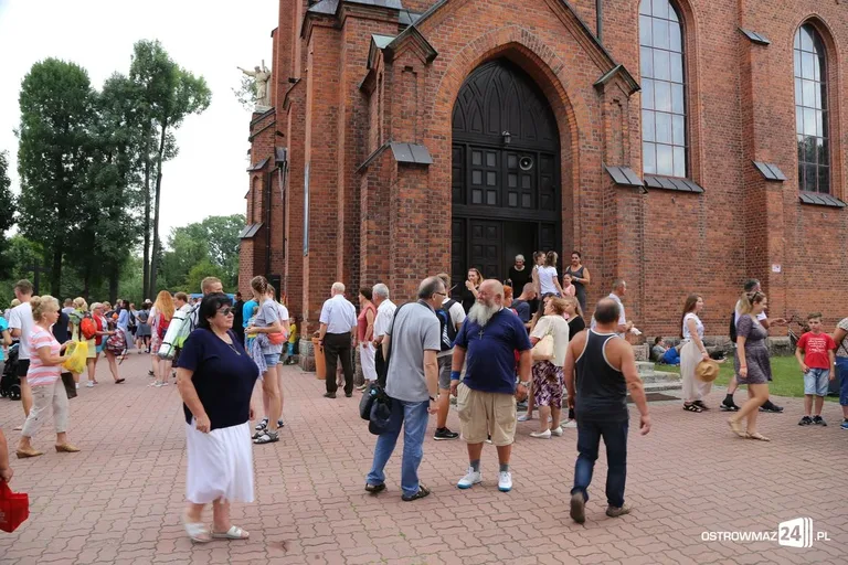 34 Piesza Pielgrzymka Łomżyńska na Jasną Górę (zdjęcia, wideo)