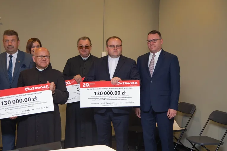 Kościoły w powiecie ostrowskim z dotacją (zdjęcia)