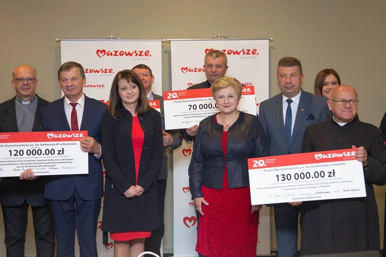 Kościoły w powiecie ostrowskim z dotacją (zdjęcia)