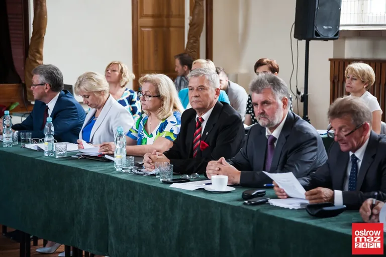 Ostatnie absolutorium starosty ostrowskiego (zdjęcia, wideo)
