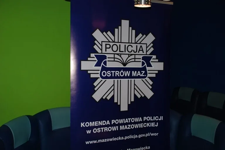 Podsumowano konkurs plastyczny "Bezpieczne lato nad wodą" (zdjęcia)