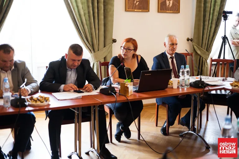 Burmistrz Bauer bez absolutorium (zdjęcia, wideo)