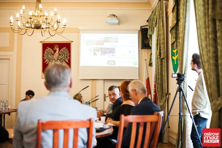 Burmistrz Bauer bez absolutorium (zdjęcia, wideo)