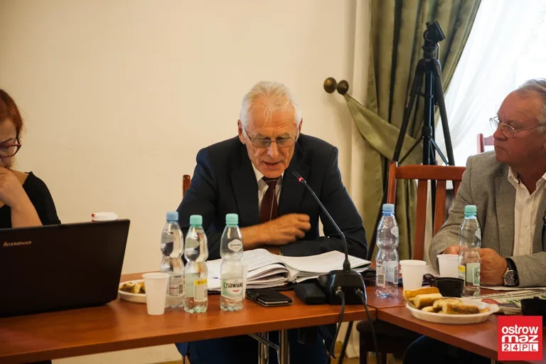 Burmistrz Bauer bez absolutorium (zdjęcia, wideo)