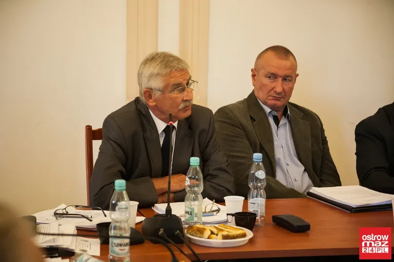 Burmistrz Bauer bez absolutorium (zdjęcia, wideo)
