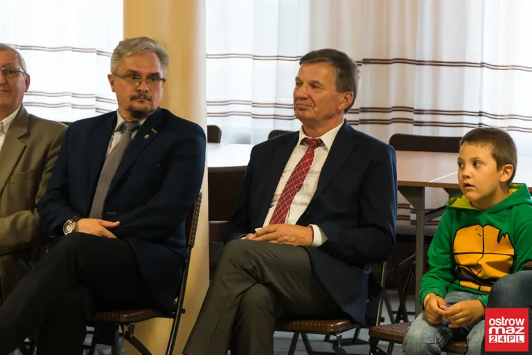 Przedstawienie o rotmistrzu Pileckim. Prapremiera w Starym Lubiejewie (zdjęcia, wideo)