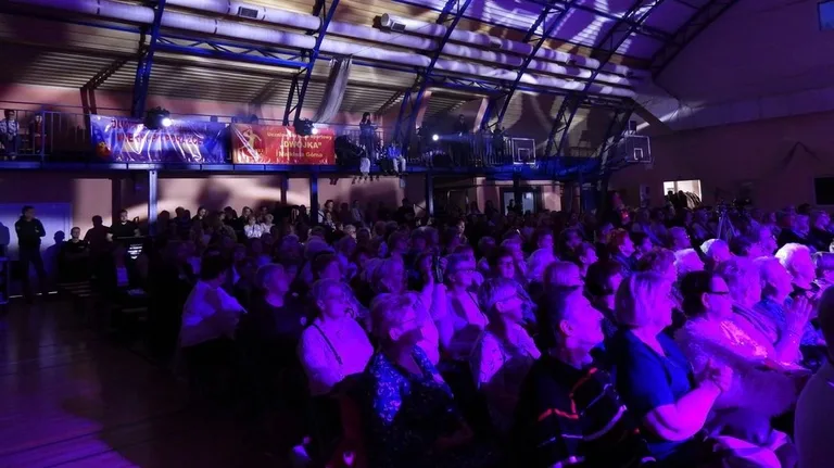 Gminny Dzień Kobiet w Małkini Górnej (zdjęcia, wideo)