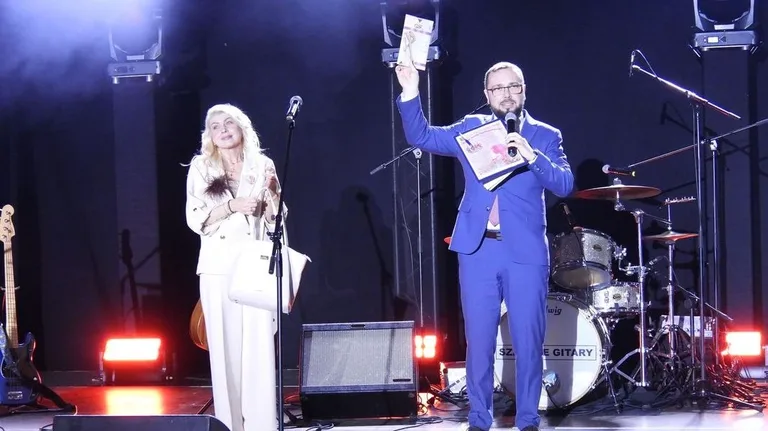Gminny Dzień Kobiet w Małkini Górnej (zdjęcia, wideo)