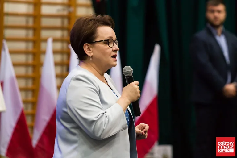 Zakończenie roku szkolnego w SP nr 1 z minister Zalewską (zdjęcia, wideo)