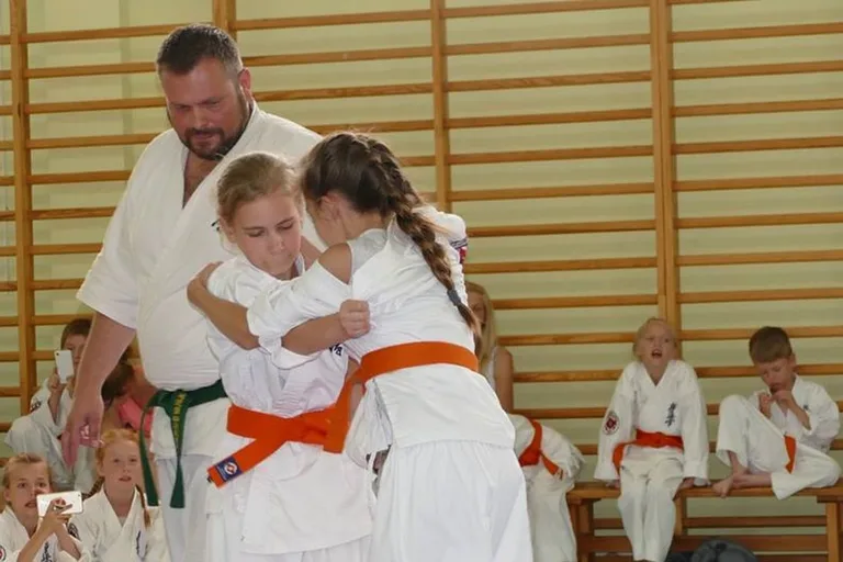 Egzaminy w Klubie Karate Kyokushin Ronin (zdjęcia)