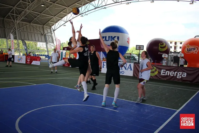 Drugi dzień zmagań w koszykówce 3x3 (zdjęcia, wideo)