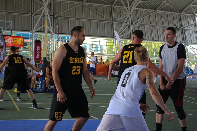 Studio Budza wygrywa turniej 3x3 w Ostrowi Maz. (zdjęcia, wideo)