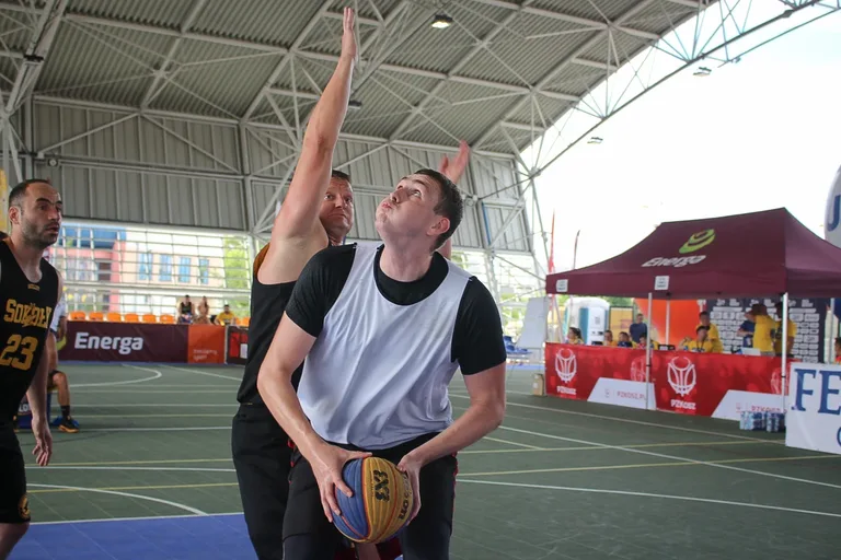 Studio Budza wygrywa turniej 3x3 w Ostrowi Maz. (zdjęcia, wideo)