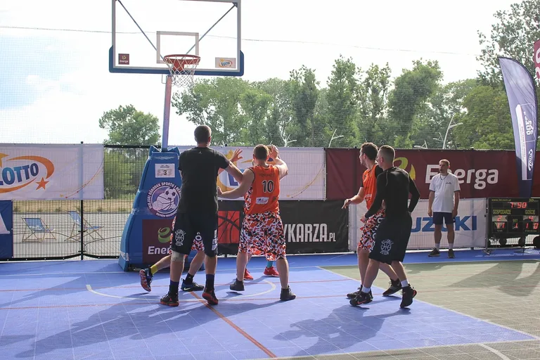 Studio Budza wygrywa turniej 3x3 w Ostrowi Maz. (zdjęcia, wideo)
