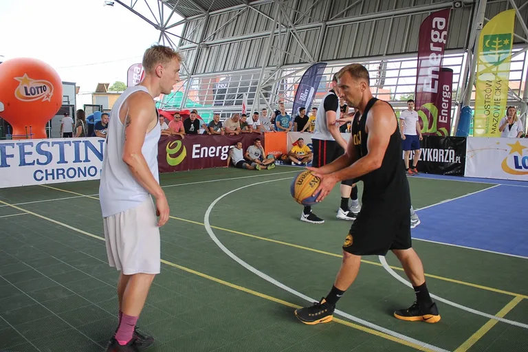 Studio Budza wygrywa turniej 3x3 w Ostrowi Maz. (zdjęcia, wideo)