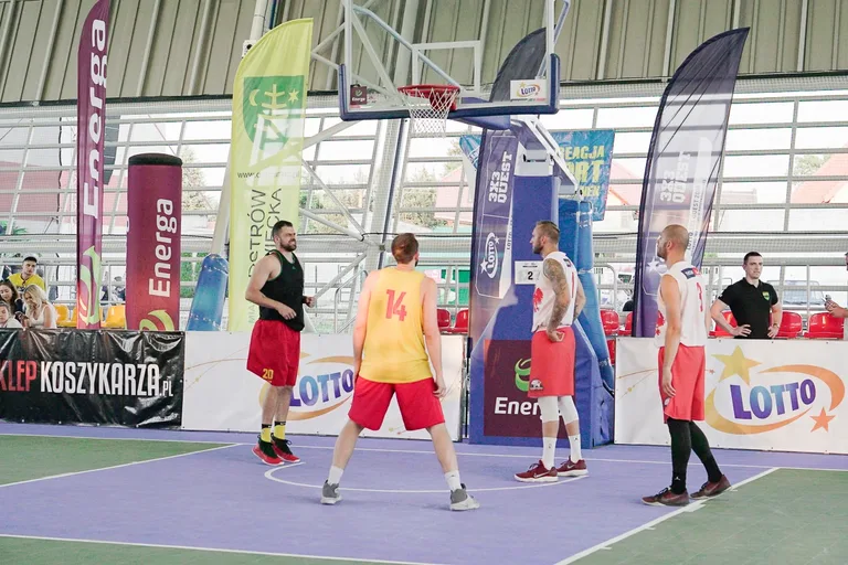 Studio Budza wygrywa turniej 3x3 w Ostrowi Maz. (zdjęcia, wideo)