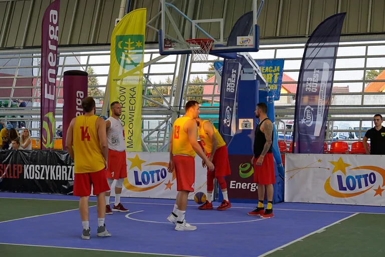 Studio Budza wygrywa turniej 3x3 w Ostrowi Maz. (zdjęcia, wideo)
