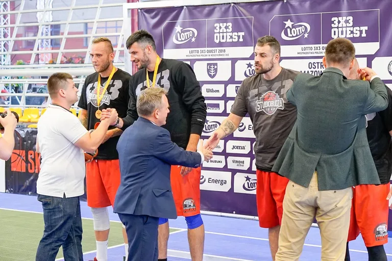 Studio Budza wygrywa turniej 3x3 w Ostrowi Maz. (zdjęcia, wideo)