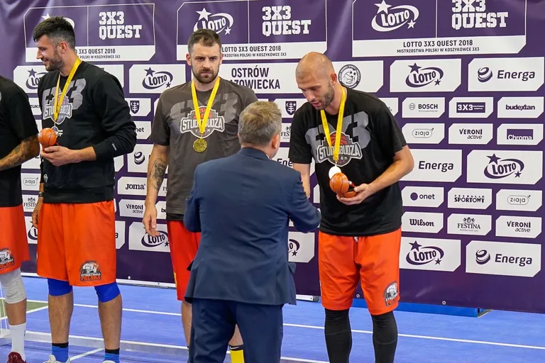 Studio Budza wygrywa turniej 3x3 w Ostrowi Maz. (zdjęcia, wideo)