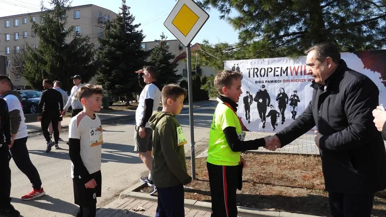 XIV edycja Biegu Pamięci Żołnierzy Wyklętych w Małkini Górnej (zdjęcia, wideo)
