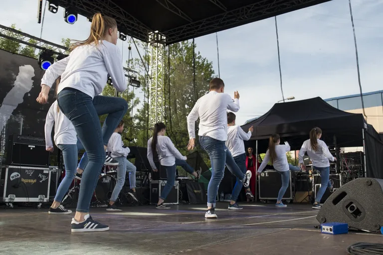 Występ zespołu BezWianka podczas dni miasta (zdjęcia, wideo)