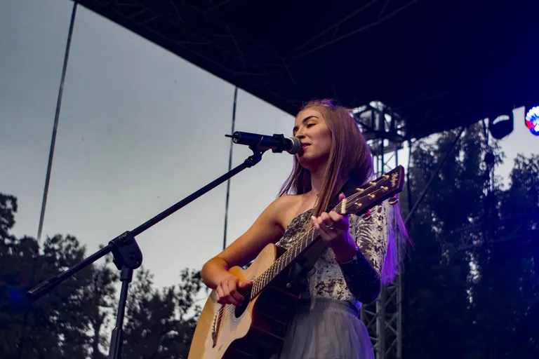 Koncert Amelii Andryszczyk podczas dni Ostrowi Mazowieckiej 2018 (zdjęcia, wideo)