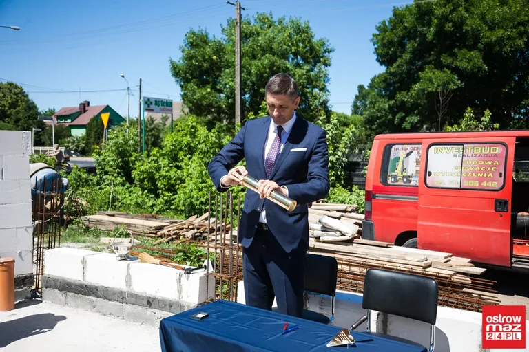 Powstaje nowa stacja wyczekiwania zespołów ratownictwa medycznego (zdjęcia, wideo)