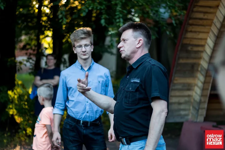 Noc detektywów w ostrowskiej czytelni (zdjęcia, wideo)