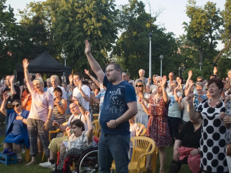 Koncert Uwielbienia w Ogródku Jordanowskim (zdjęcia, wideo)