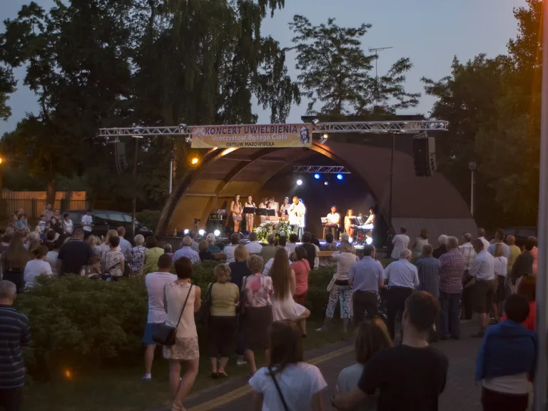 Koncert Uwielbienia w Ogródku Jordanowskim (zdjęcia, wideo)