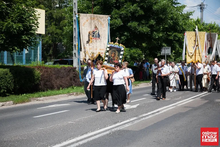 Procesje Najświętszego Ciała i Krwi Chrystusa przeszły ulicami miasta (zdjęcia, wideo)