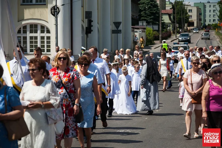 Procesje Najświętszego Ciała i Krwi Chrystusa przeszły ulicami miasta (zdjęcia, wideo)
