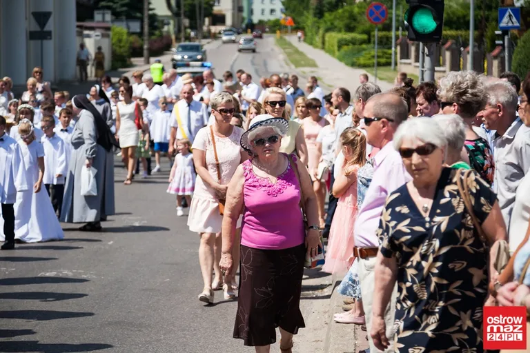 Procesje Najświętszego Ciała i Krwi Chrystusa przeszły ulicami miasta (zdjęcia, wideo)