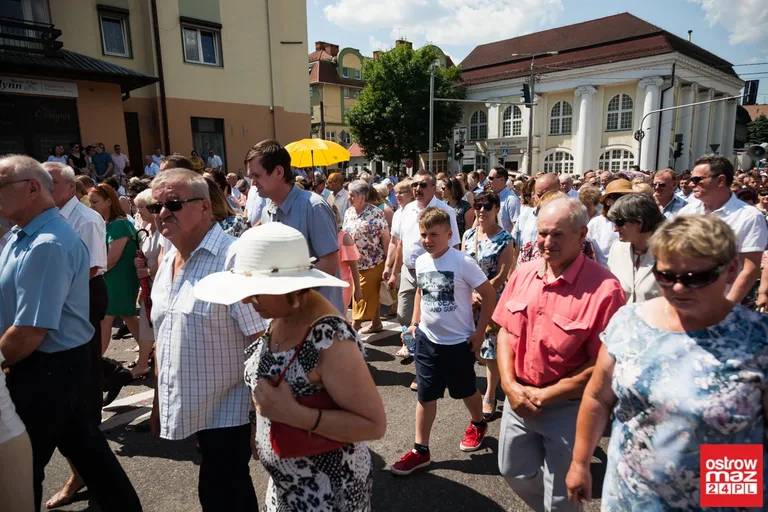 Procesje Najświętszego Ciała i Krwi Chrystusa przeszły ulicami miasta (zdjęcia, wideo)