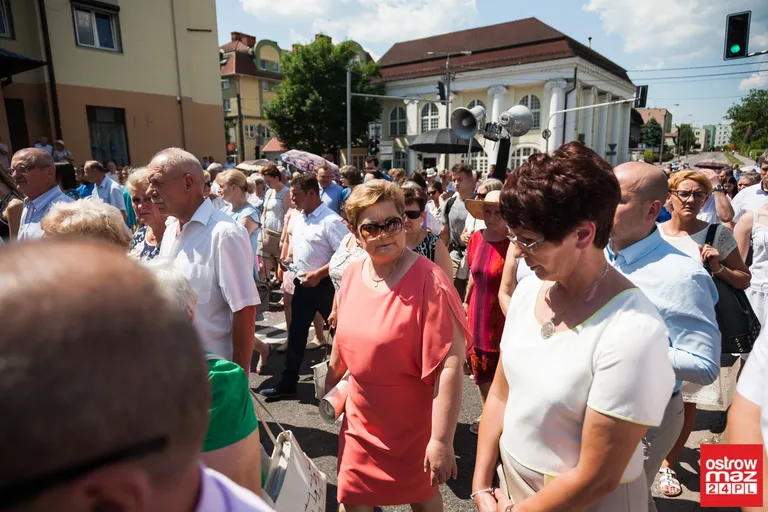Procesje Najświętszego Ciała i Krwi Chrystusa przeszły ulicami miasta (zdjęcia, wideo)