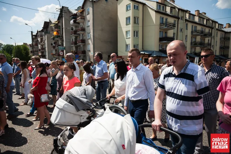 Procesje Najświętszego Ciała i Krwi Chrystusa przeszły ulicami miasta (zdjęcia, wideo)