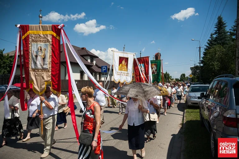 Procesje Najświętszego Ciała i Krwi Chrystusa przeszły ulicami miasta (zdjęcia, wideo)