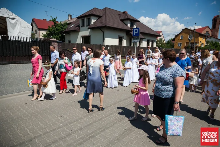 Procesje Najświętszego Ciała i Krwi Chrystusa przeszły ulicami miasta (zdjęcia, wideo)