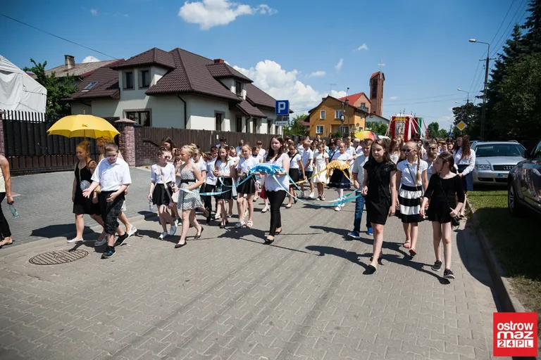 Procesje Najświętszego Ciała i Krwi Chrystusa przeszły ulicami miasta (zdjęcia, wideo)