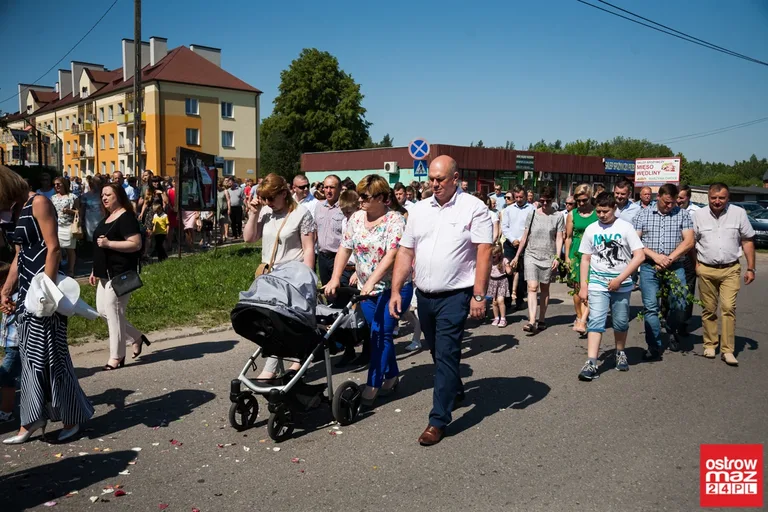 Procesje Najświętszego Ciała i Krwi Chrystusa przeszły ulicami miasta (zdjęcia, wideo)